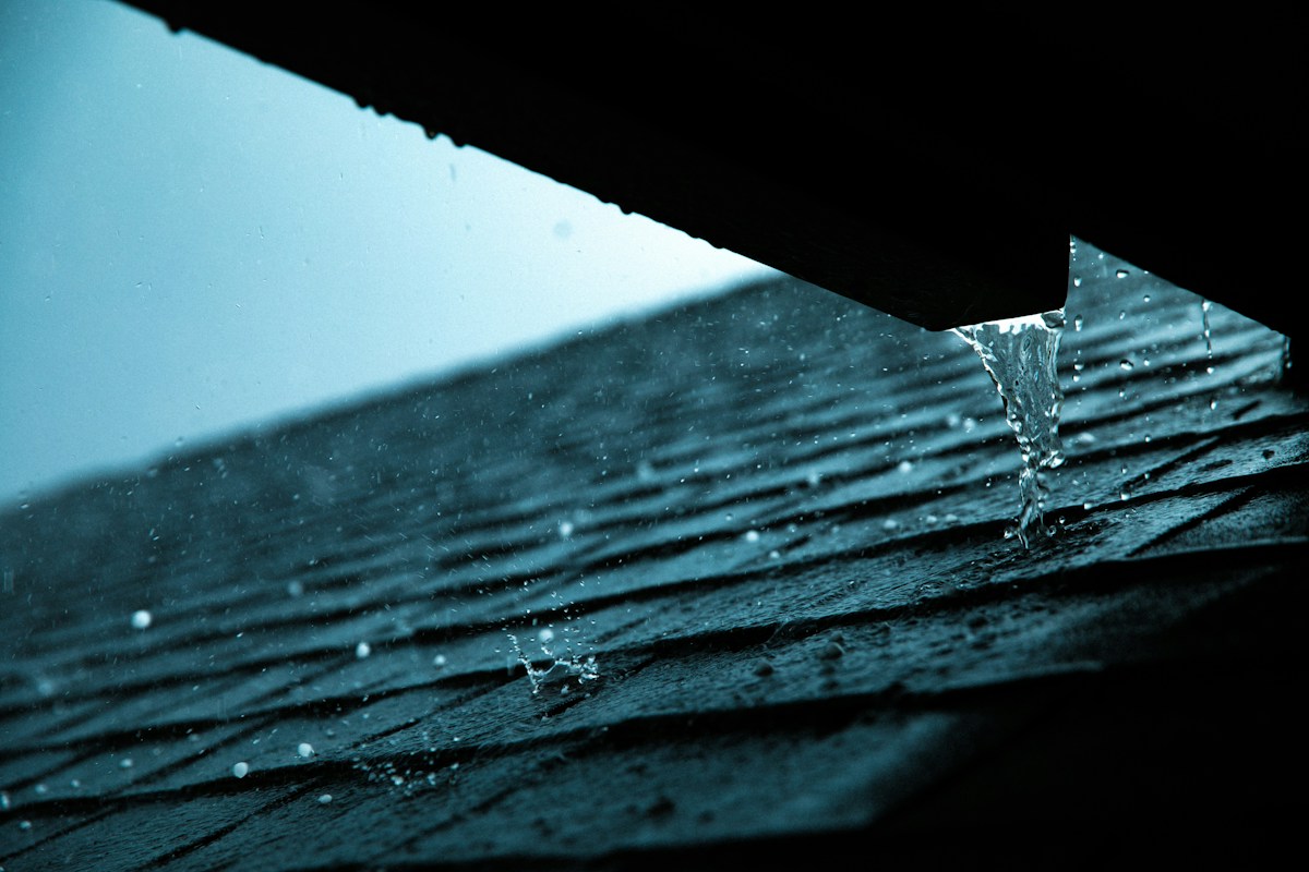 New rain gutter installation